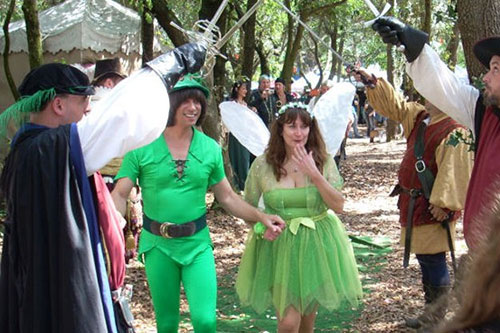 Tema Pernikahan Ini Kece Banget